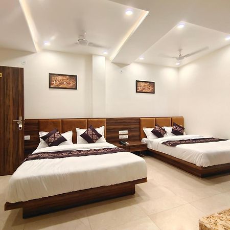 Hotel Vrinda Inn Udaipur Luaran gambar
