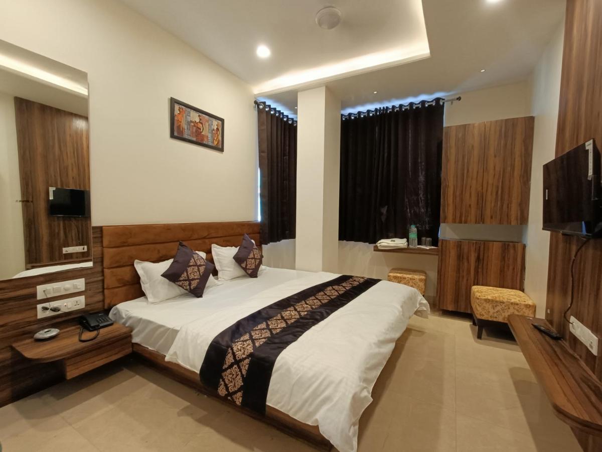 Hotel Vrinda Inn Udaipur Luaran gambar