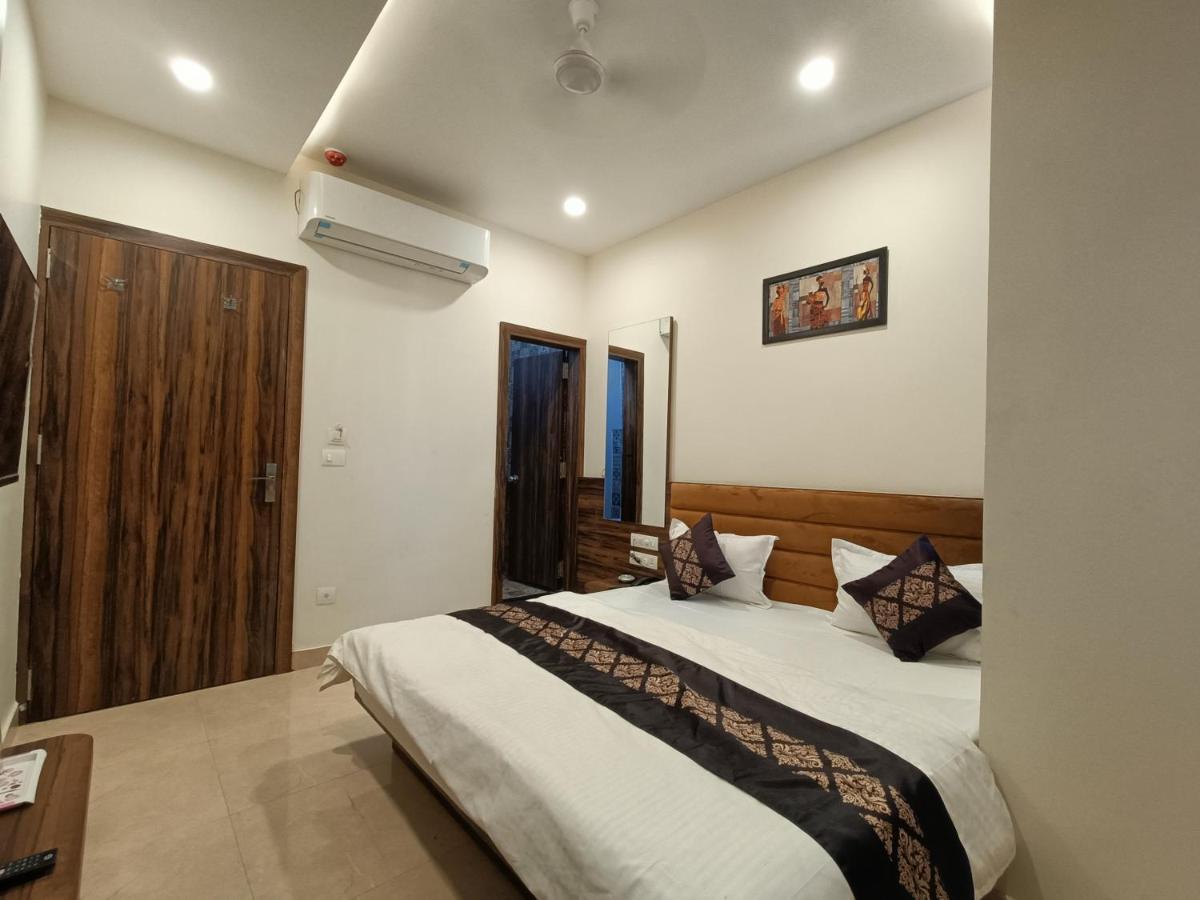 Hotel Vrinda Inn Udaipur Luaran gambar