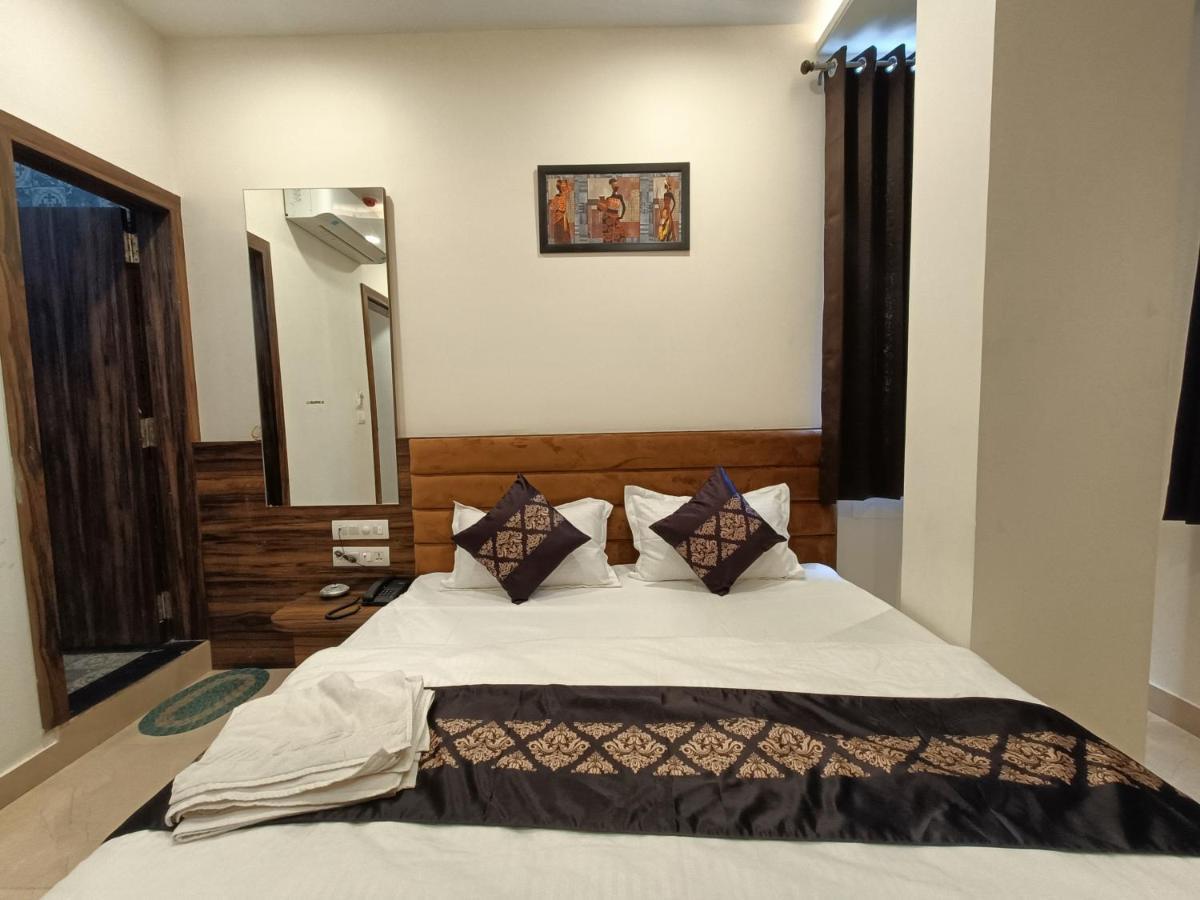 Hotel Vrinda Inn Udaipur Luaran gambar