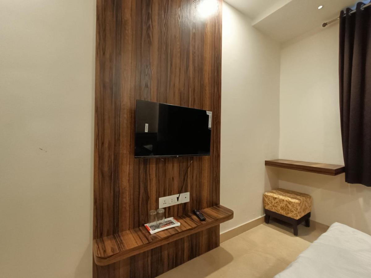 Hotel Vrinda Inn Udaipur Luaran gambar